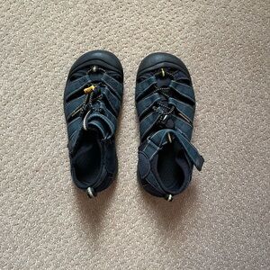 Kid’s Keen Sandals